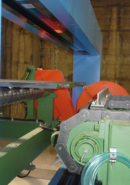 Промышленные автоматические линии для покраски листов и профилей Промышленные автоматические линии для покраски листов и профилей